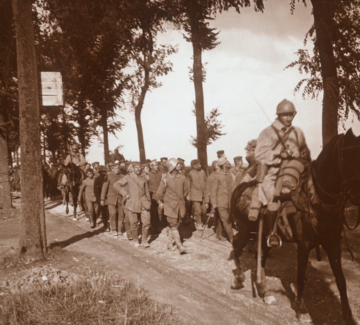 السجناء في كاتينوي ، واز ، شمال فرنسا ، c1914-c1918 بواسطة غير معروف