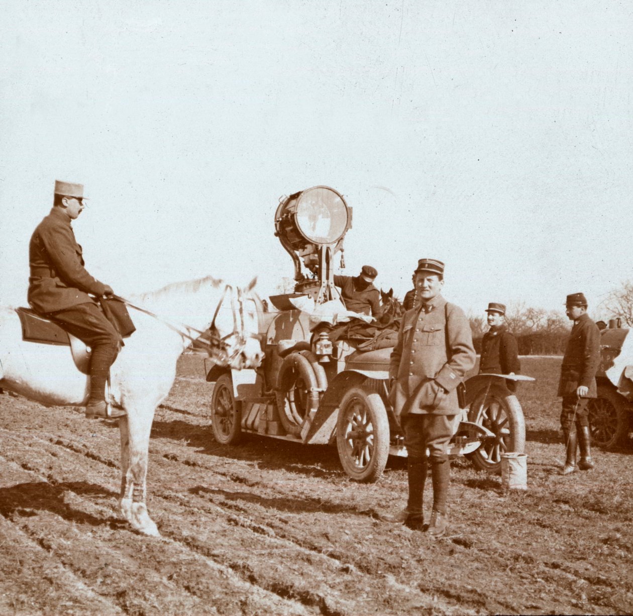 جهاز عرض ، شالون ، شمال فرنسا ، c1914-c1918. بواسطة غير معروف