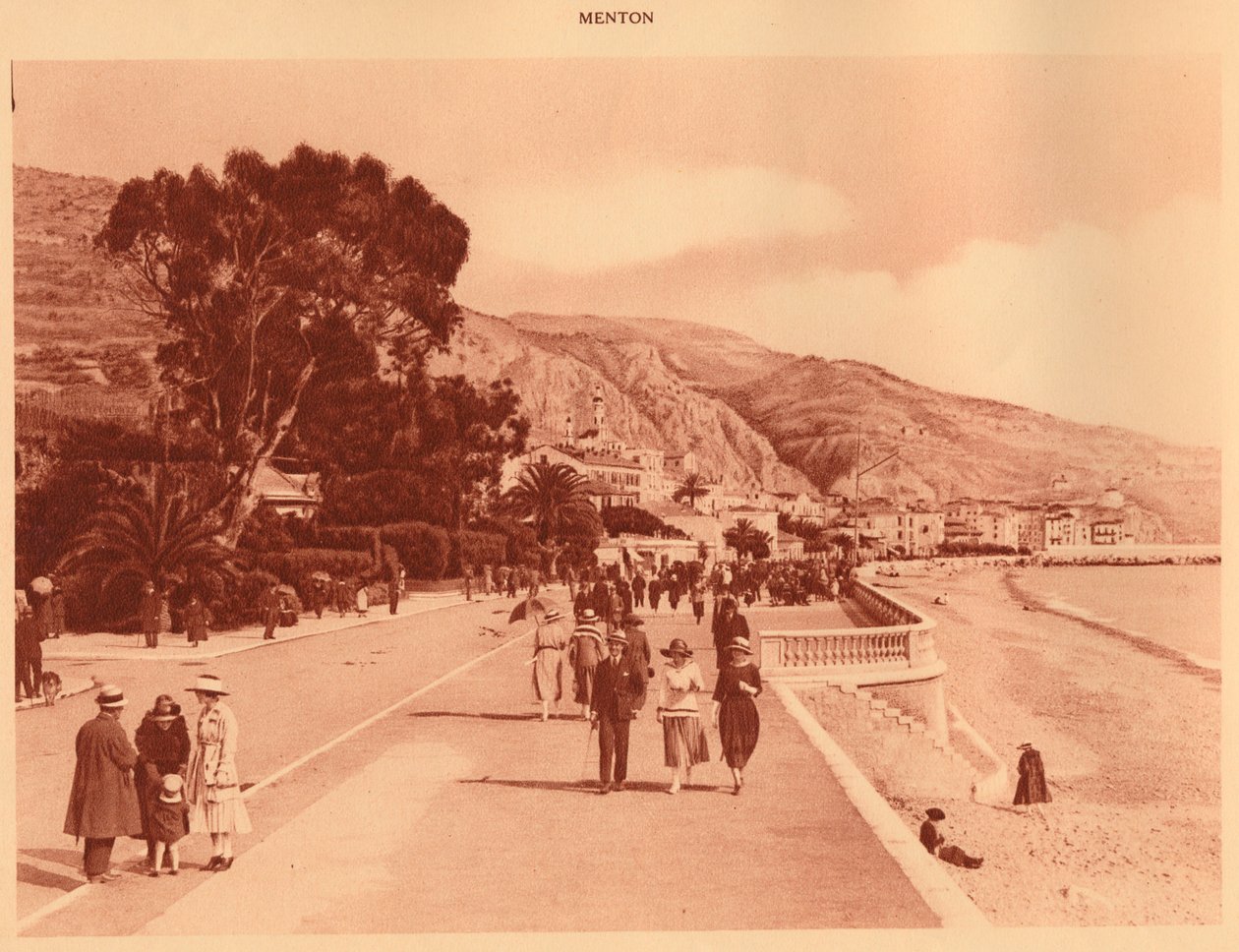 بروميناد دو ميدي ، مينتون ، 1930. بواسطة غير معروف
