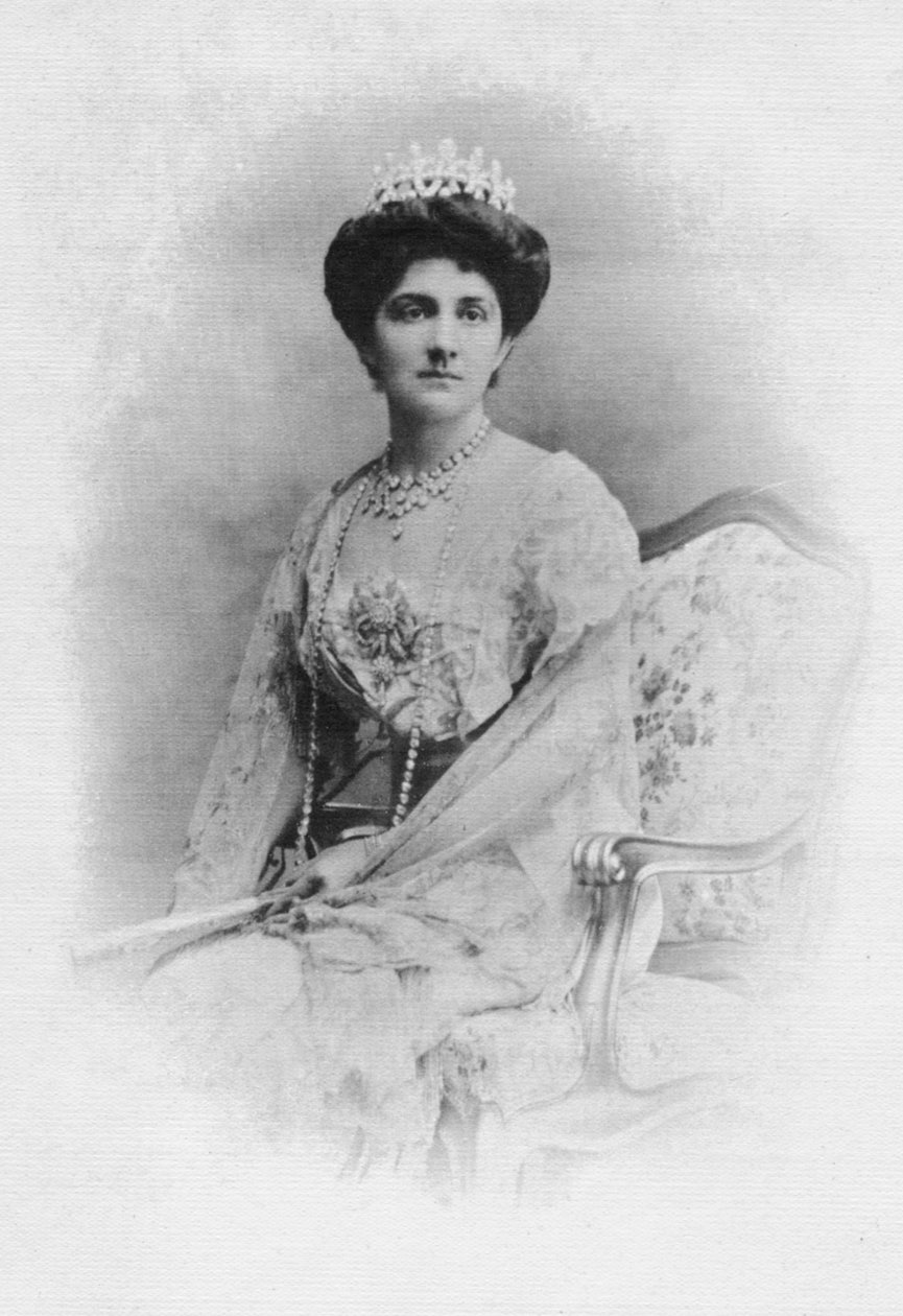 الملكة إيلينا الإيطالية 1873-1952 ، 1920-1939 بواسطة غير معروف