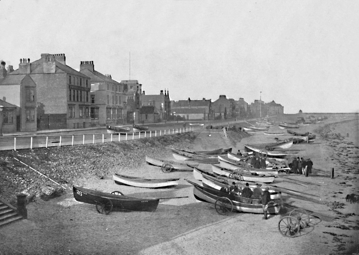 Redcar - النظر على طول Esplanade ، 1895 بواسطة غير معروف