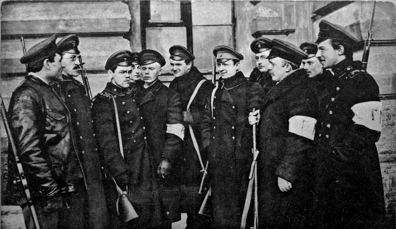 الطلاب الثوريون بعد ثورة فبراير ، روسيا ، 1917. بواسطة غير معروف