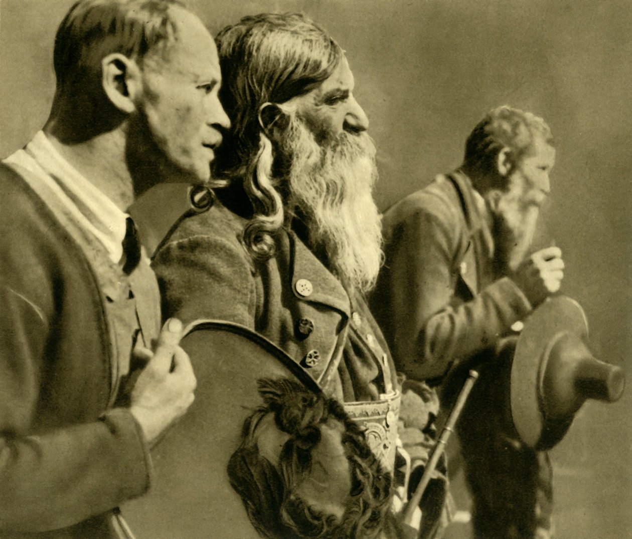 صلاة ريفلمان ، تيرول ، النمسا ، c1935. بواسطة غير معروف
