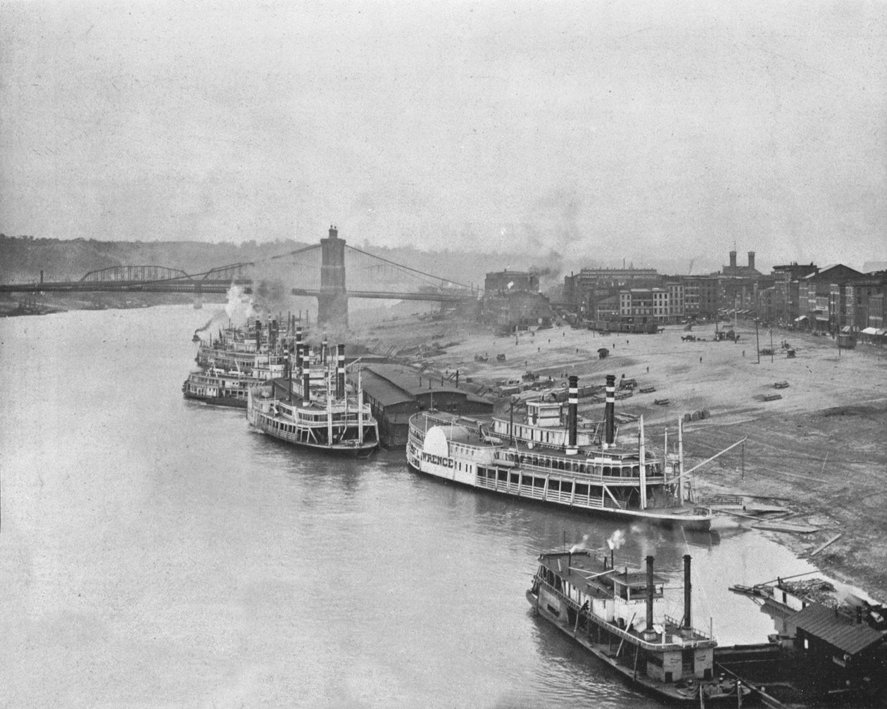 River Front ، سينسيناتي ، أوهايو ، الولايات المتحدة الأمريكية ، c1900. بواسطة غير معروف