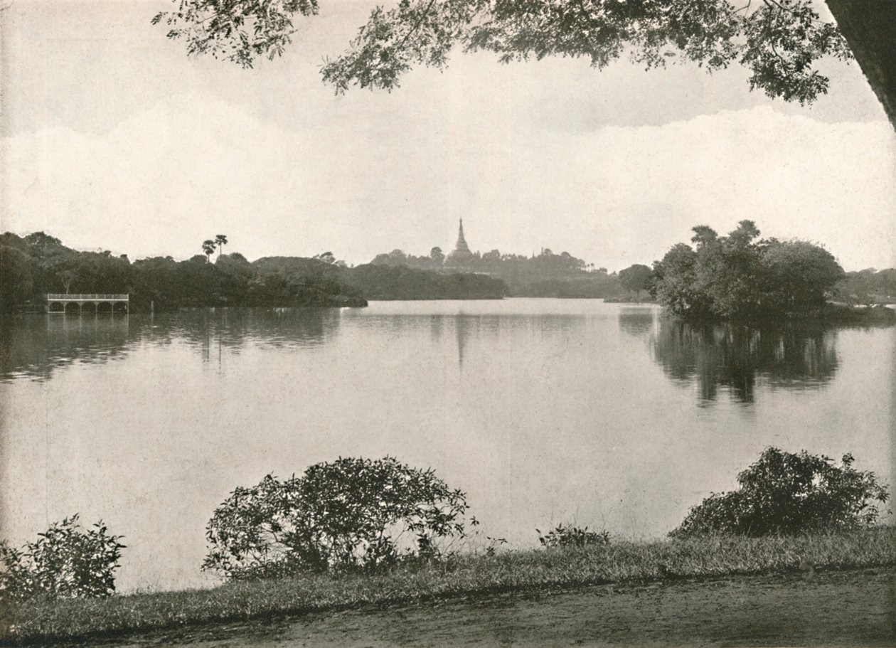 البحيرات الملكية ، رانجون ، 1900. بواسطة غير معروف