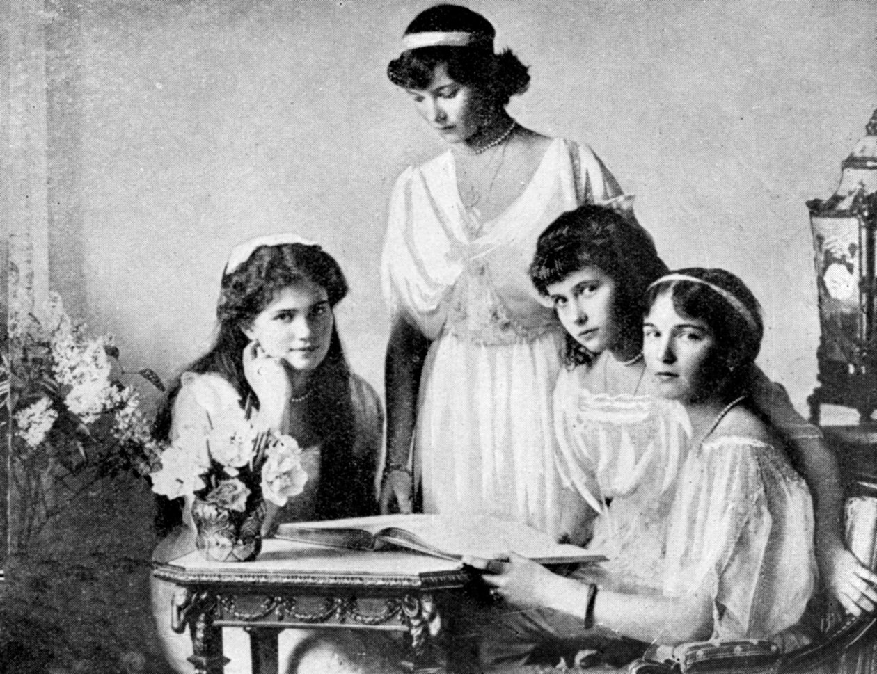 السيدات الملكيات الروسيات ، مستشفى تساركو العسكري ، 1914 بواسطة غير معروف