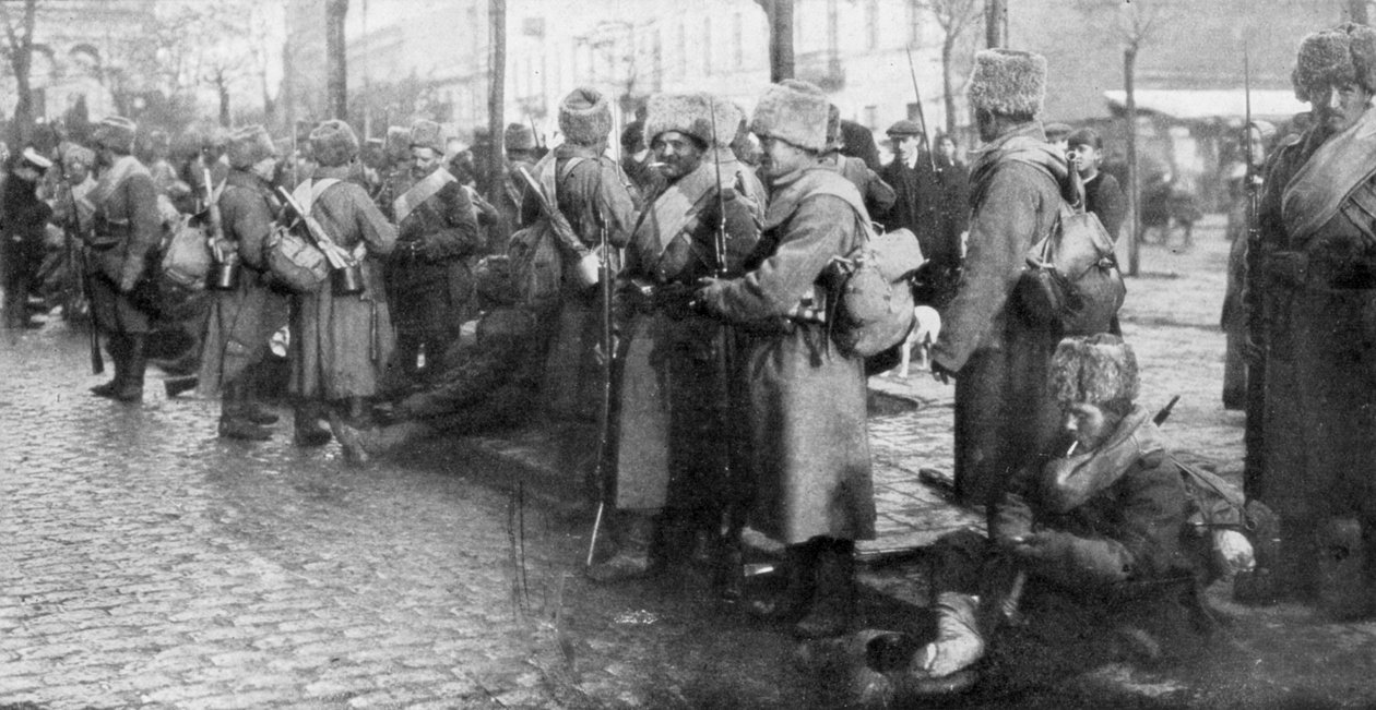 قوات المشاة الروسية سيبيريا في وارسو ، بولندا ، 1914 بواسطة غير معروف