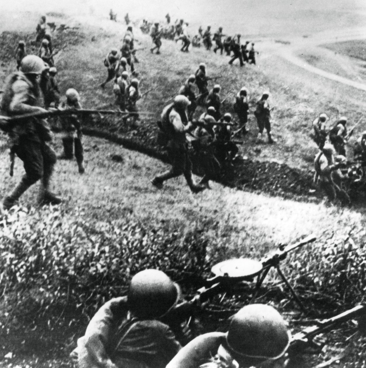 القوات الروسية في الهجوم المضاد ، منطقة موزدوك ، شمال القوقاز ، سبتمبر 1942 بواسطة غير معروف