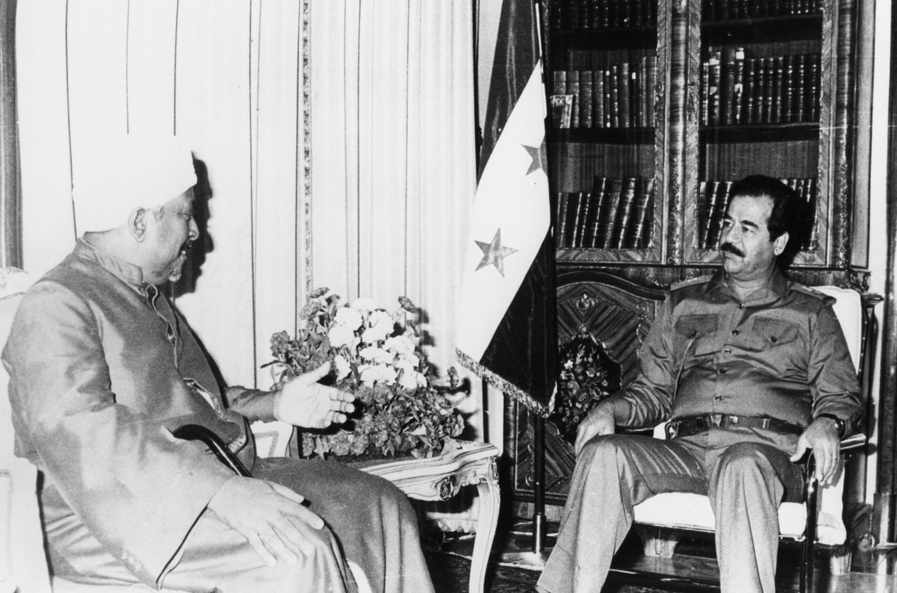 صدام حسين في لقاء العراق 1986 بواسطة غير معروف