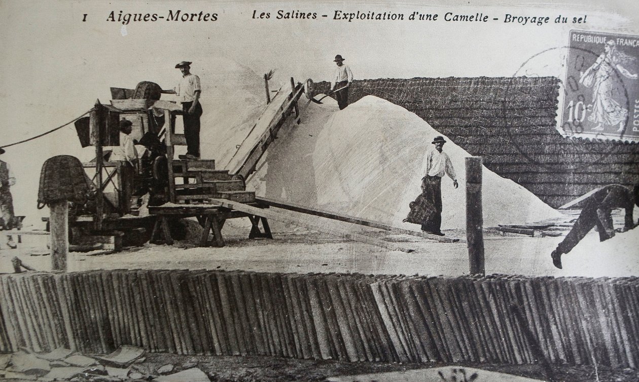 Saltworks ، Camargue ، Aigues-Mortes ، Provenece ، فرنسا (b / w photo) بواسطة غير معروف