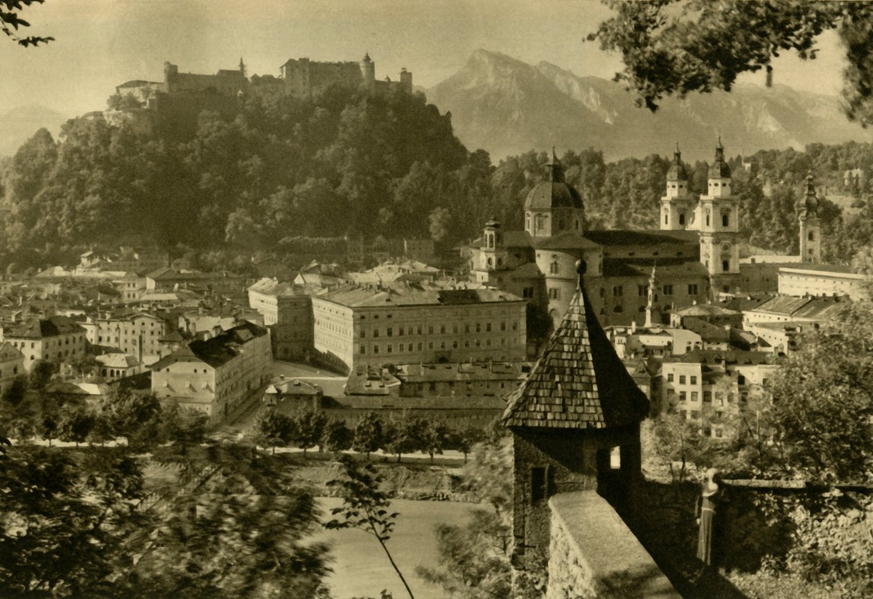 سالزبورغ من Kapuzinerberg ، النمسا ، c1935. بواسطة غير معروف