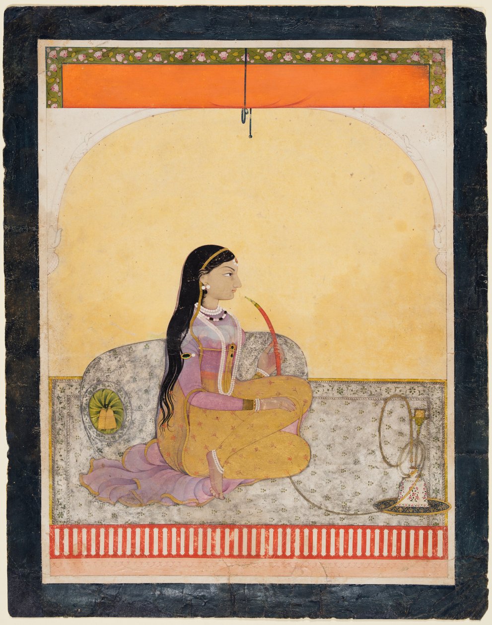 سيدة جالسة تدخن الشيشة ، ج. 1780. بواسطة غير معروف