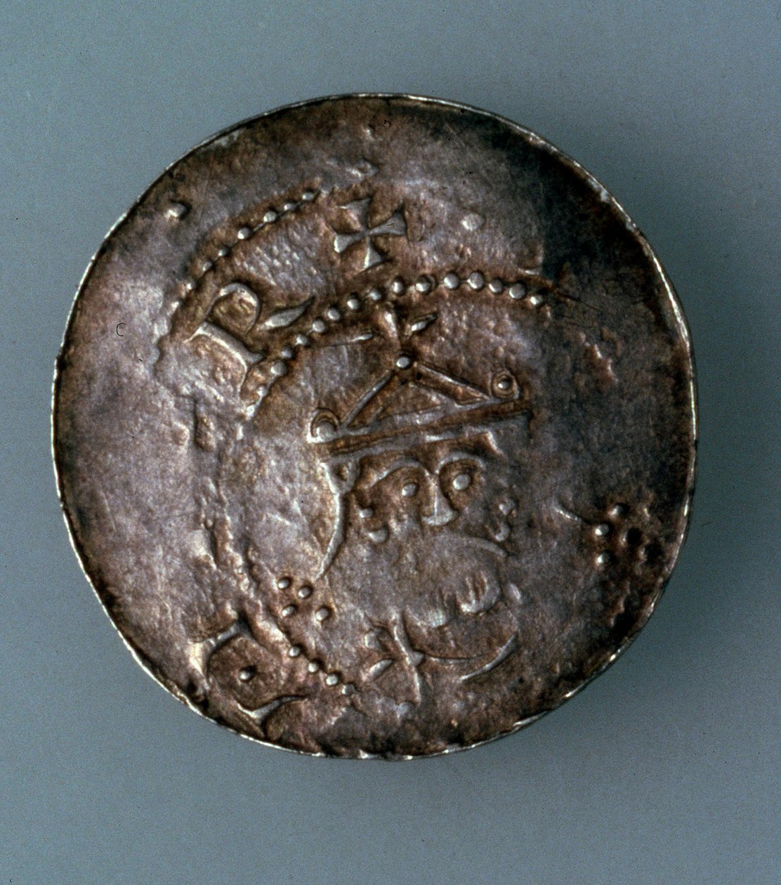 دينار فضي لمدينة هيلدسهايم ، ألمانيا ، c1045-c1056 بواسطة غير معروف