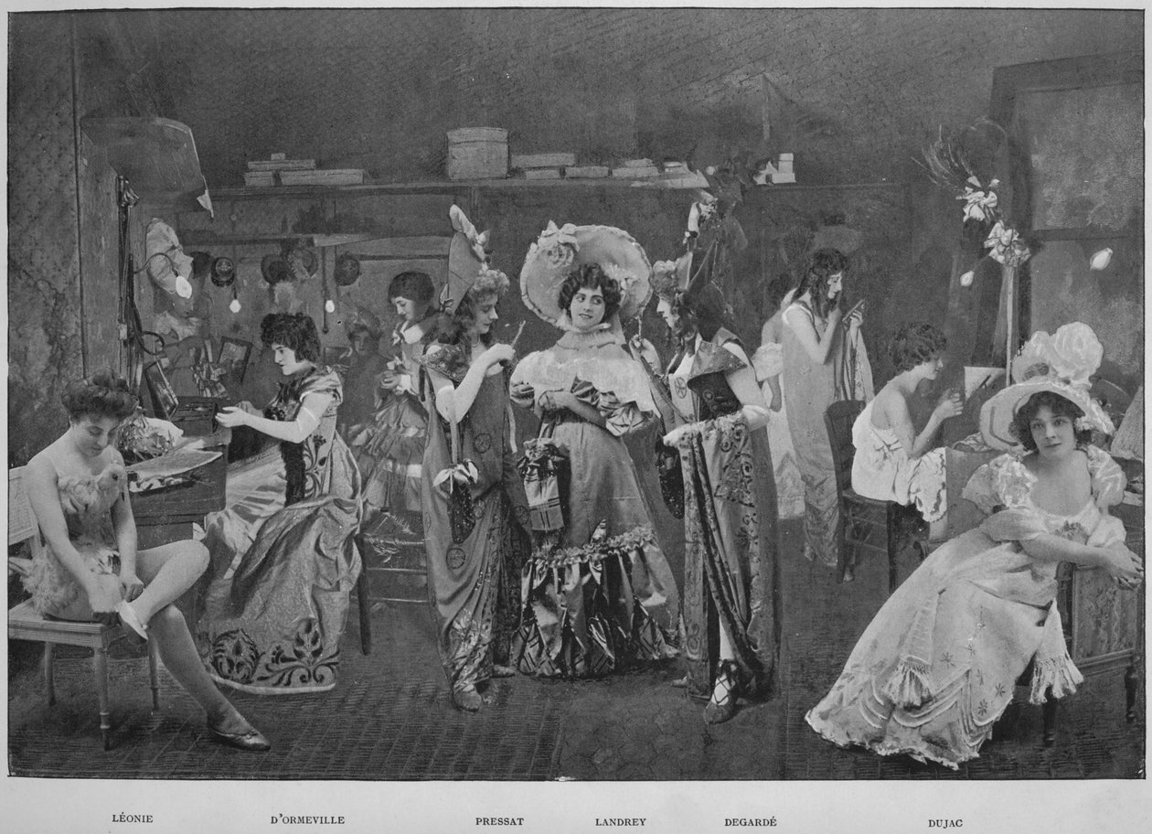 تحت السلاح ، 1900 بواسطة غير معروف