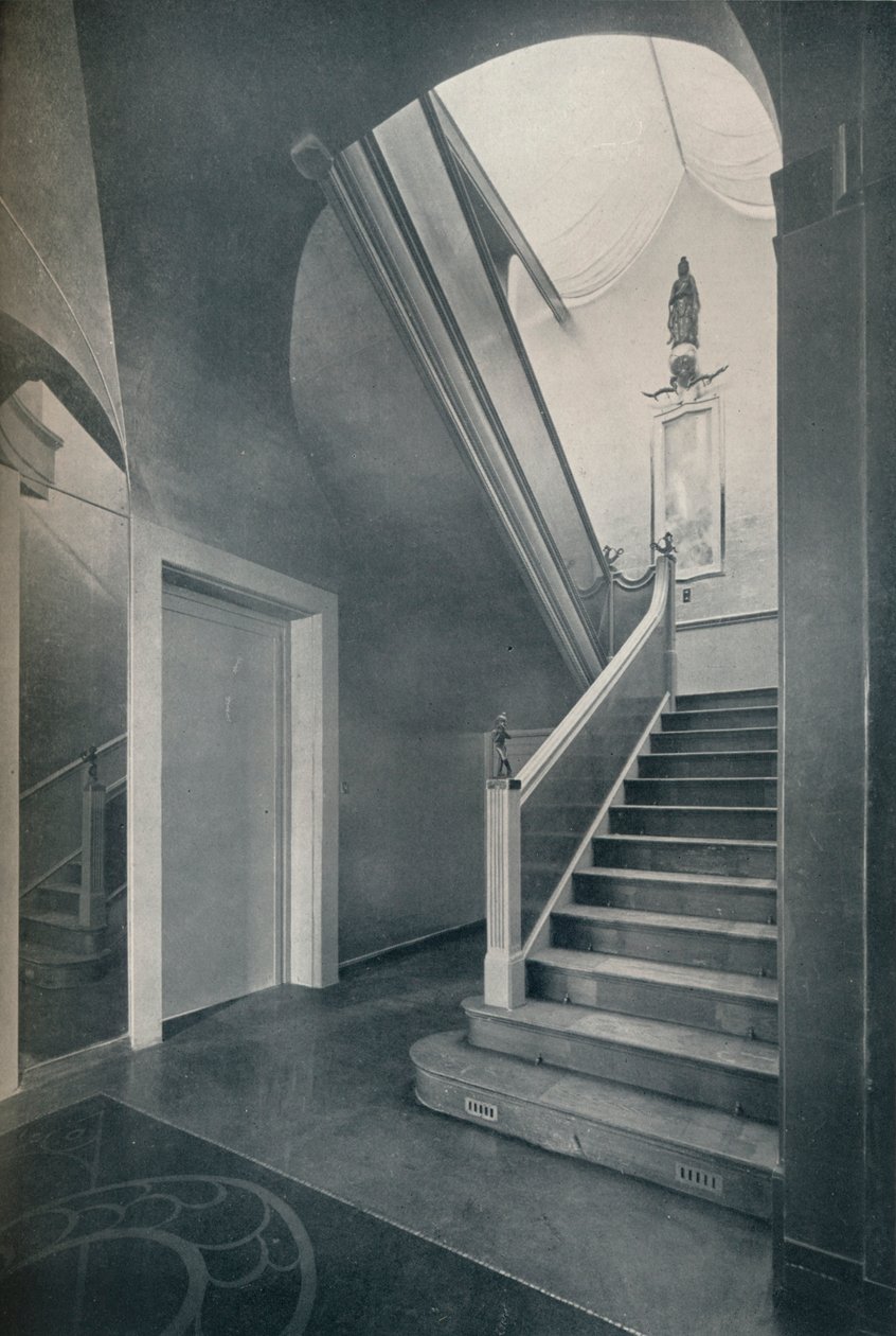 درج وقاعة فينيلا للمهندس المعماري ريمون ماكغراث 1903-1977 ، 1930 بواسطة غير معروف