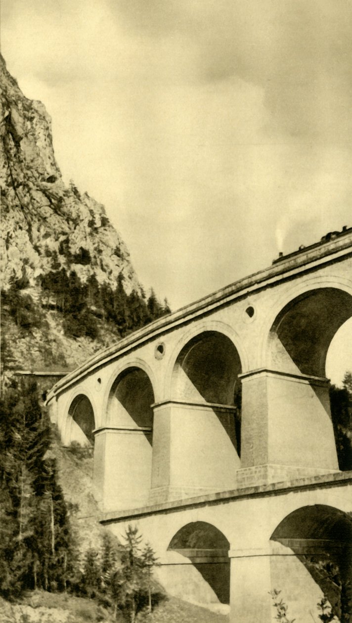 قاطرة بخارية على سكة حديد سيمرينغ ، النمسا السفلى ، c1935. بواسطة غير معروف