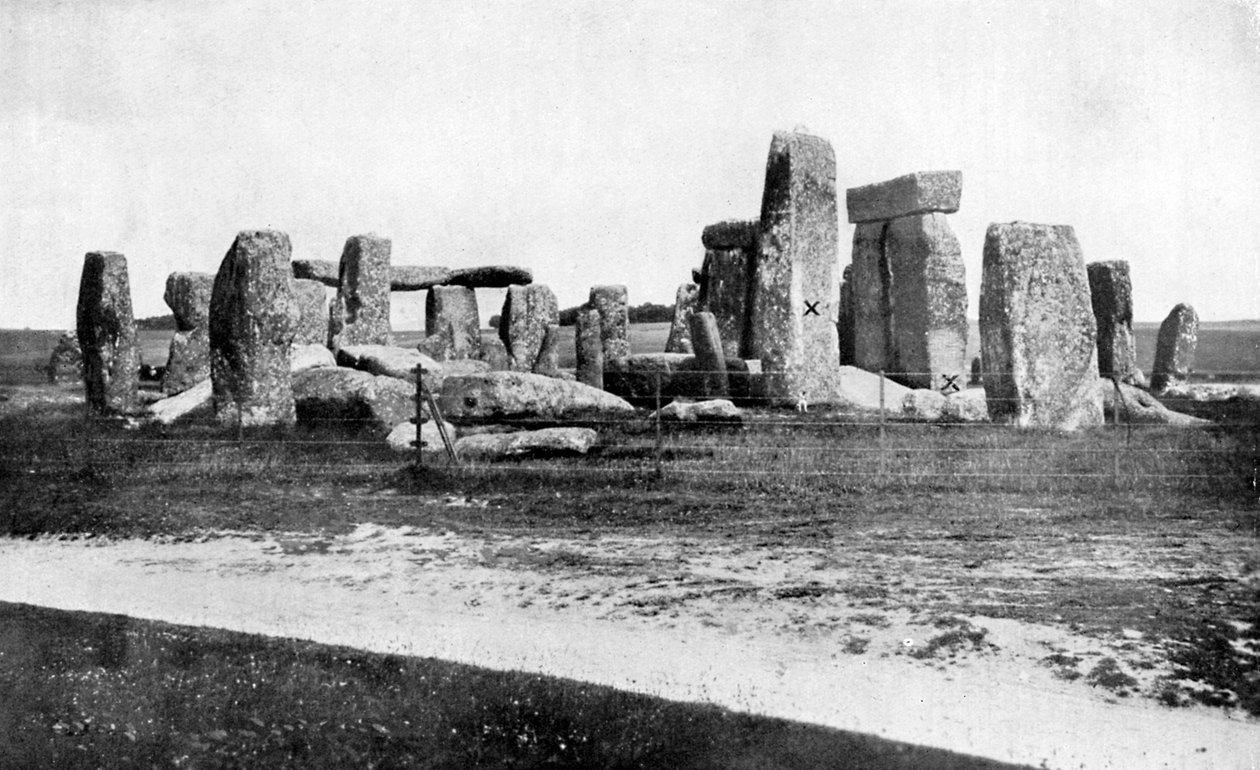ستونهنج بعد الترميم ، c1920 بواسطة غير معروف