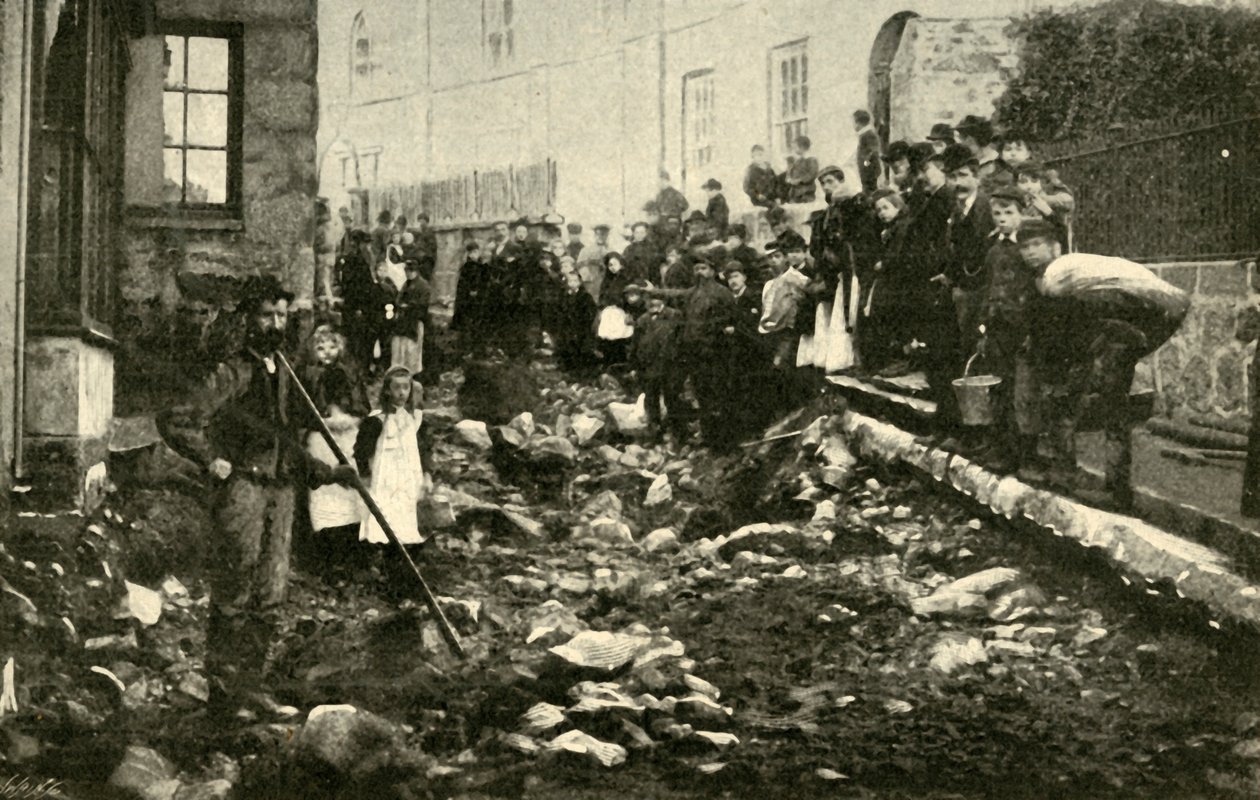 شارع في سانت آيفز بعد زيارة من طوفان ، 1901. بواسطة غير معروف