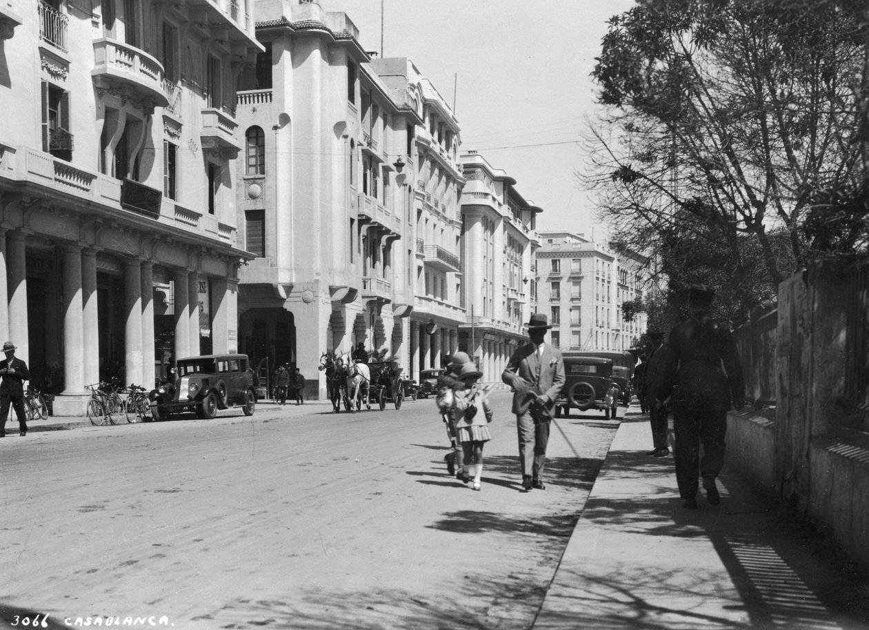 مشهد الشارع ، الدار البيضاء ، المغرب ، c1920s-c1930s بواسطة غير معروف