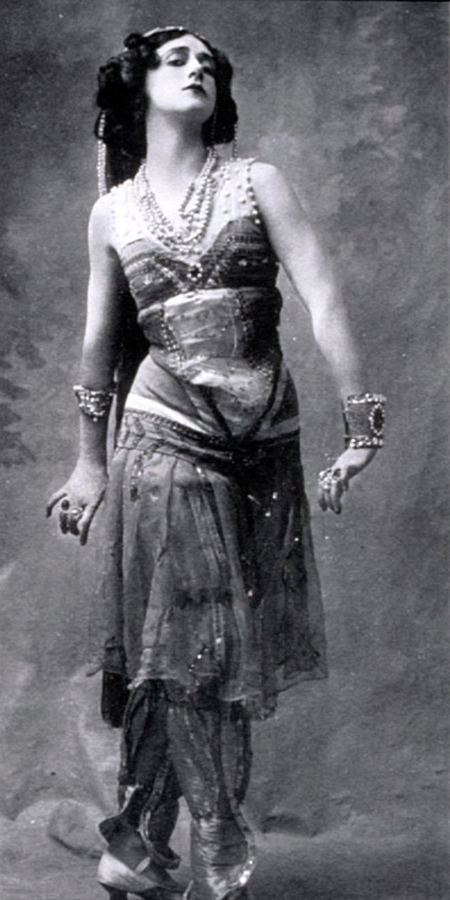 تمارا كارسافينا ، راقصة الباليه الروسية ، 1911 بواسطة غير معروف