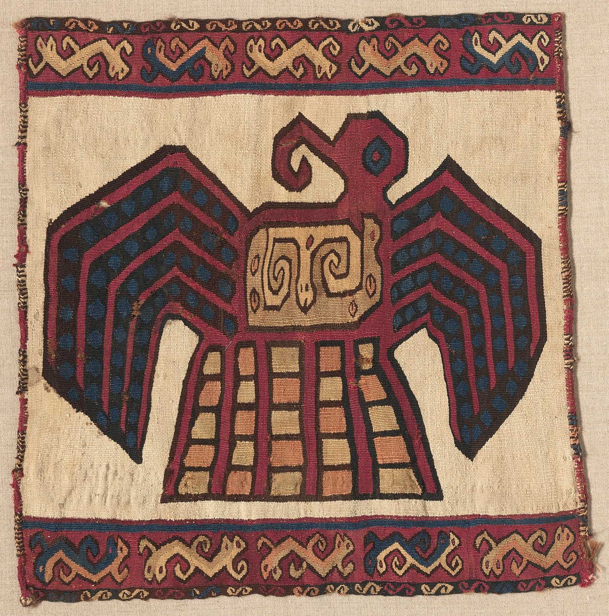 لوحة مربع نسيج ، ج. 700-1100. بواسطة غير معروف