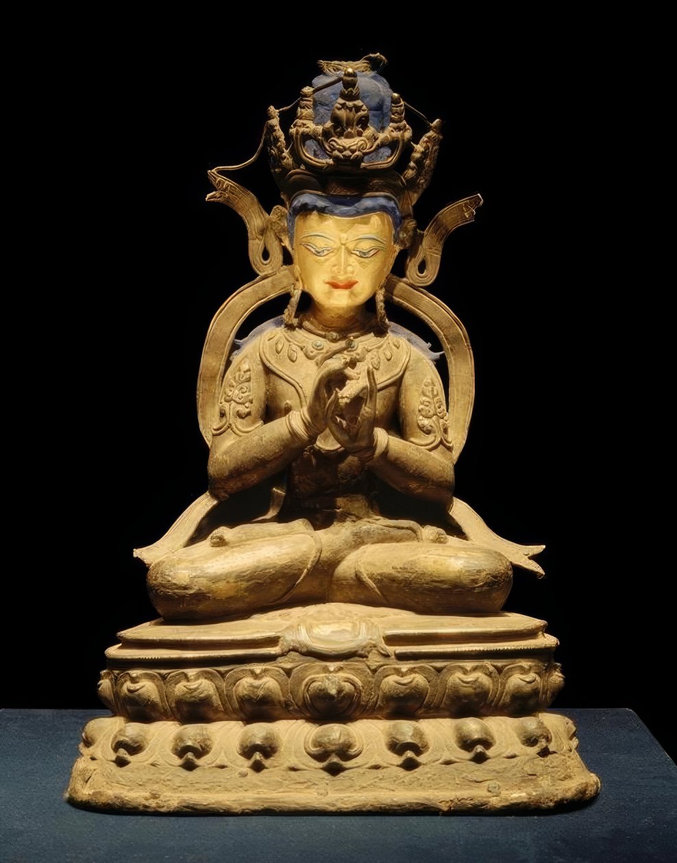 Tathagata Vairocana - Skulptur ، 1300 n. Chr. بواسطة غير معروف