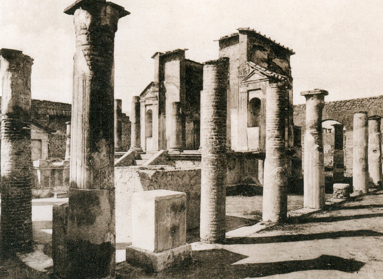 Tempio diIside ، بومبي ، إيطاليا ، c1900s بواسطة غير معروف