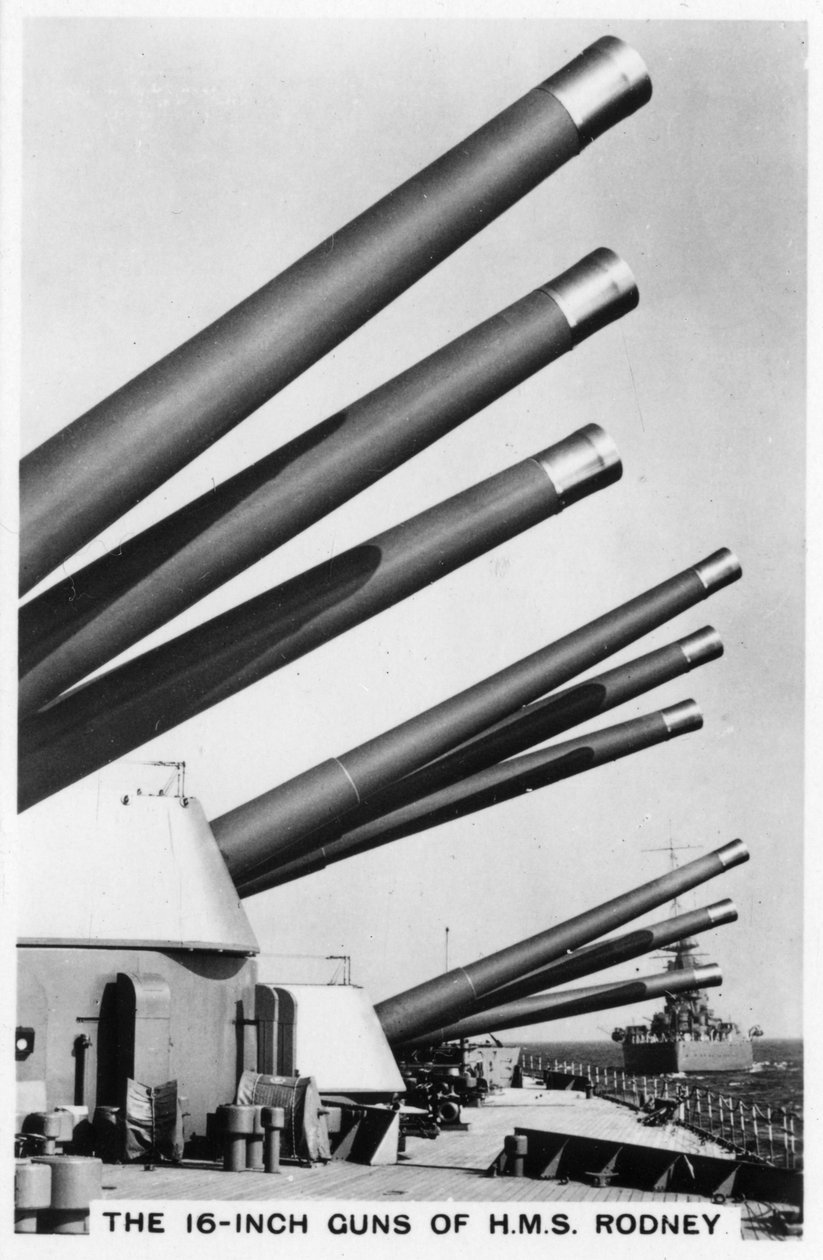 البنادق 16 بوصة من البارجة HMS رودني ، 1937 بواسطة غير معروف
