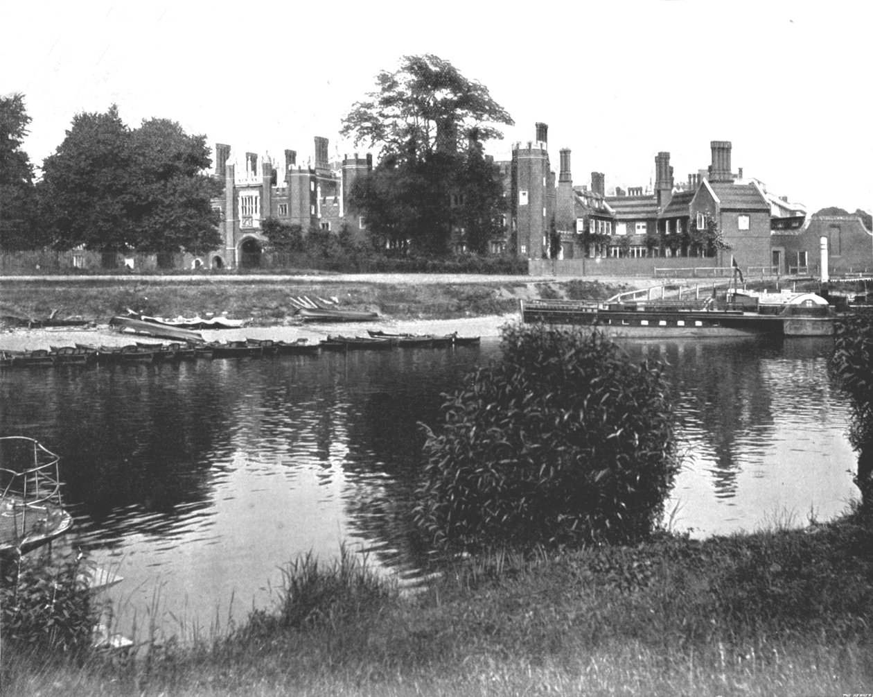 The Bankside at Hampton Court ، ريتشموند ، لندن ، 1894. بواسطة غير معروف