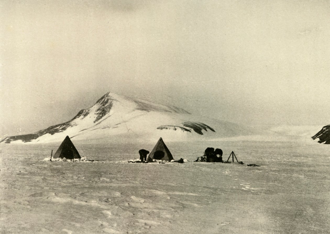 المعسكر أدناه. Cloudmaker.، c1908، 1909 بواسطة غير معروف