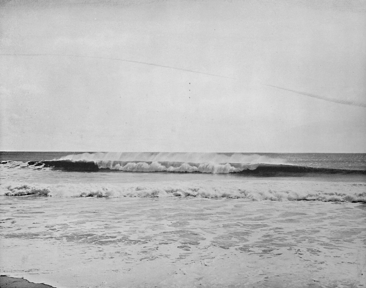 The Combing Wave ، نيو جيرسي كوست ، c1897. بواسطة غير معروف
