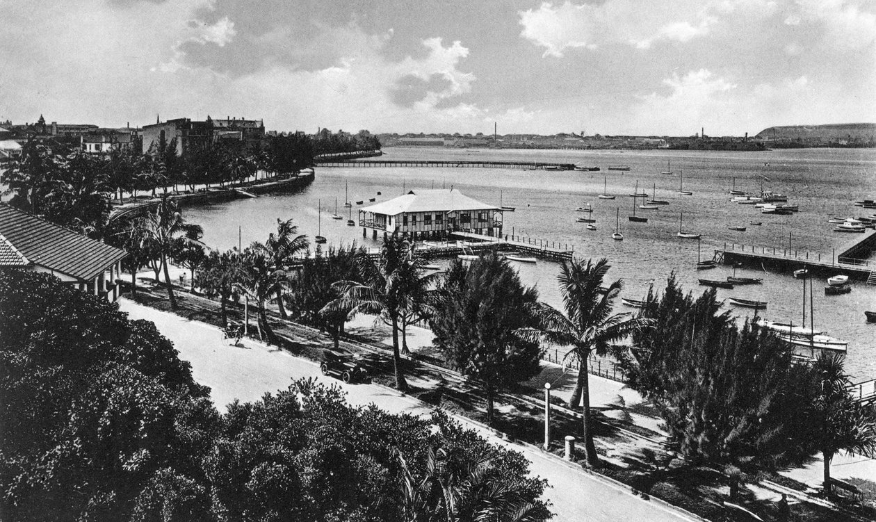 The Esplanade ، ديربان ، جنوب أفريقيا بواسطة غير معروف