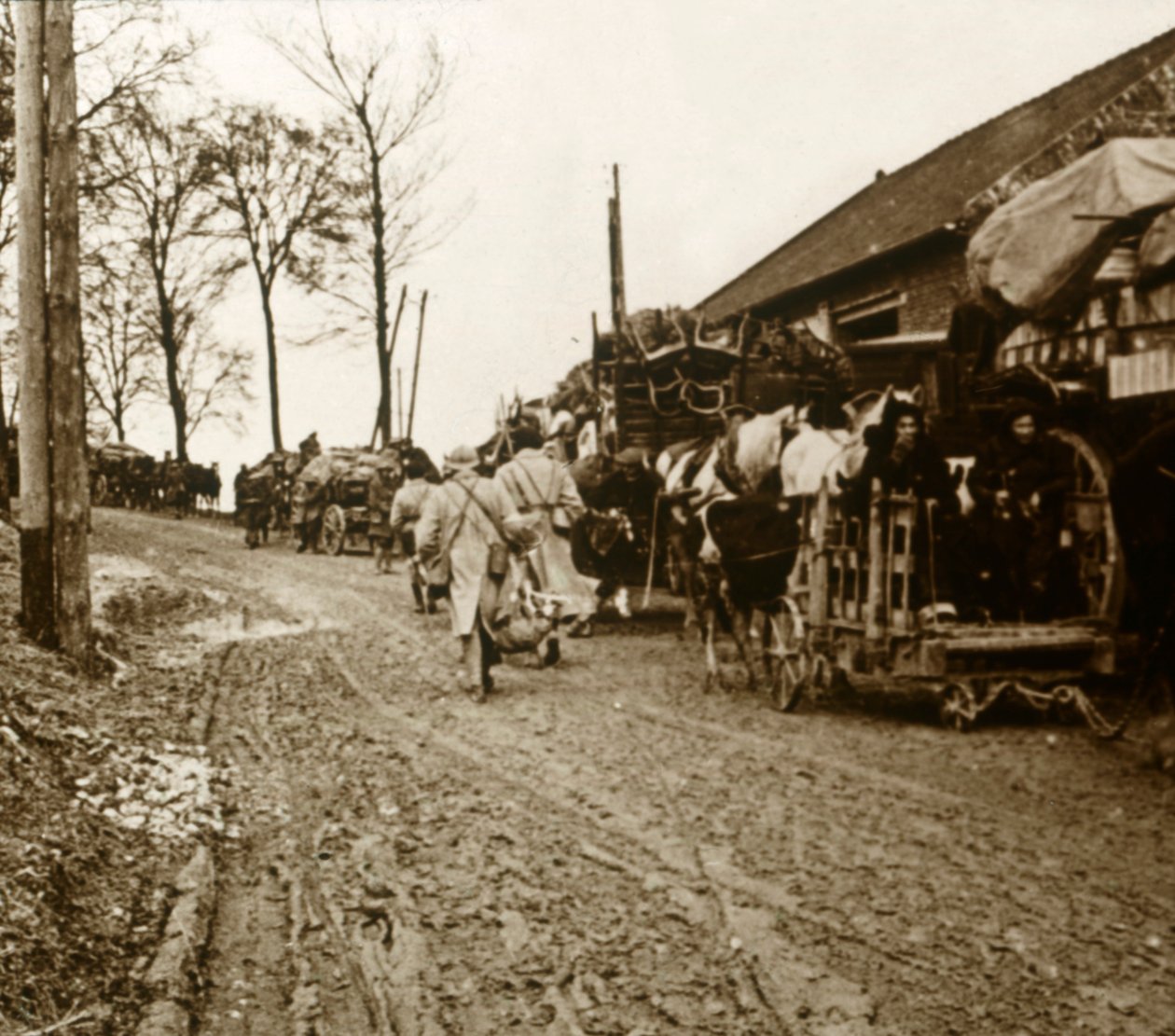 الخروج ، c1914-c1918 بواسطة غير معروف