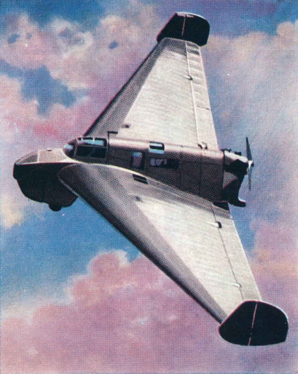 المثلث الطائر ، 1938 بواسطة غير معروف