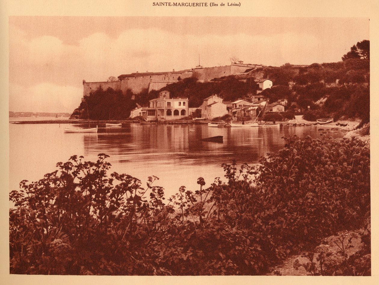 الحصن ، سانت مارجريت 1930. بواسطة غير معروف