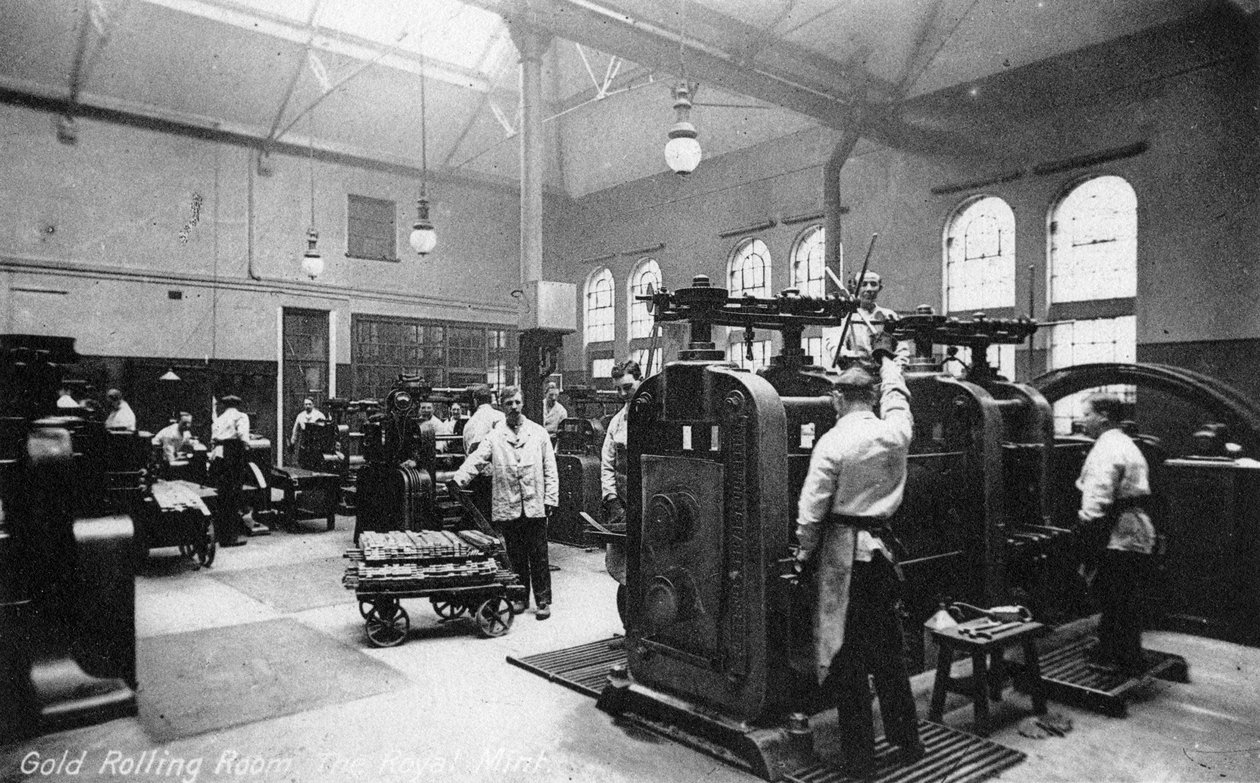 The Gold Rolling Room ، The Royal Mint ، Tower Hill ، لندن ، أوائل القرن العشرين بواسطة غير معروف