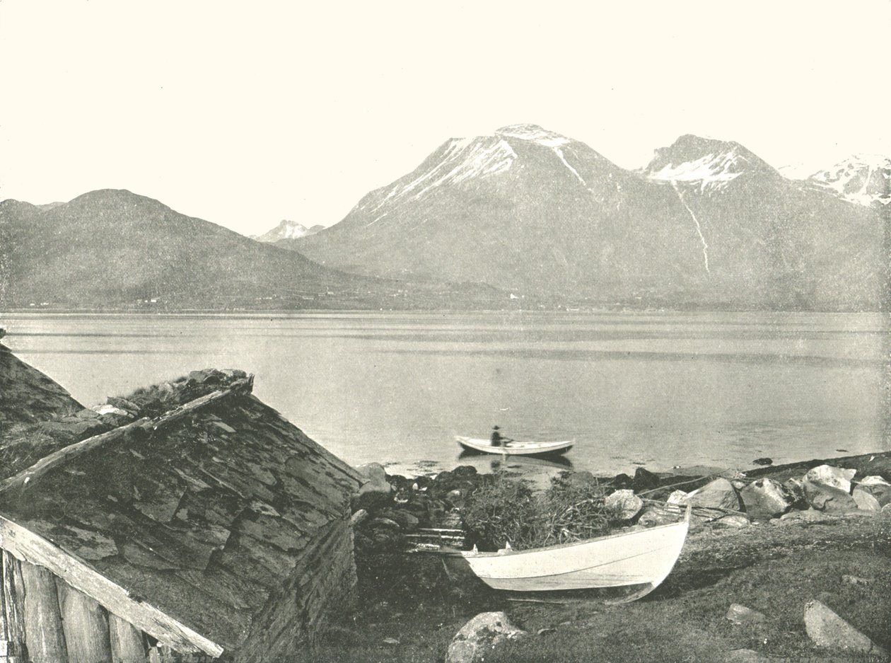 The Hardangerfjord في Rosendal ، النرويج ، 1895. بواسطة غير معروف