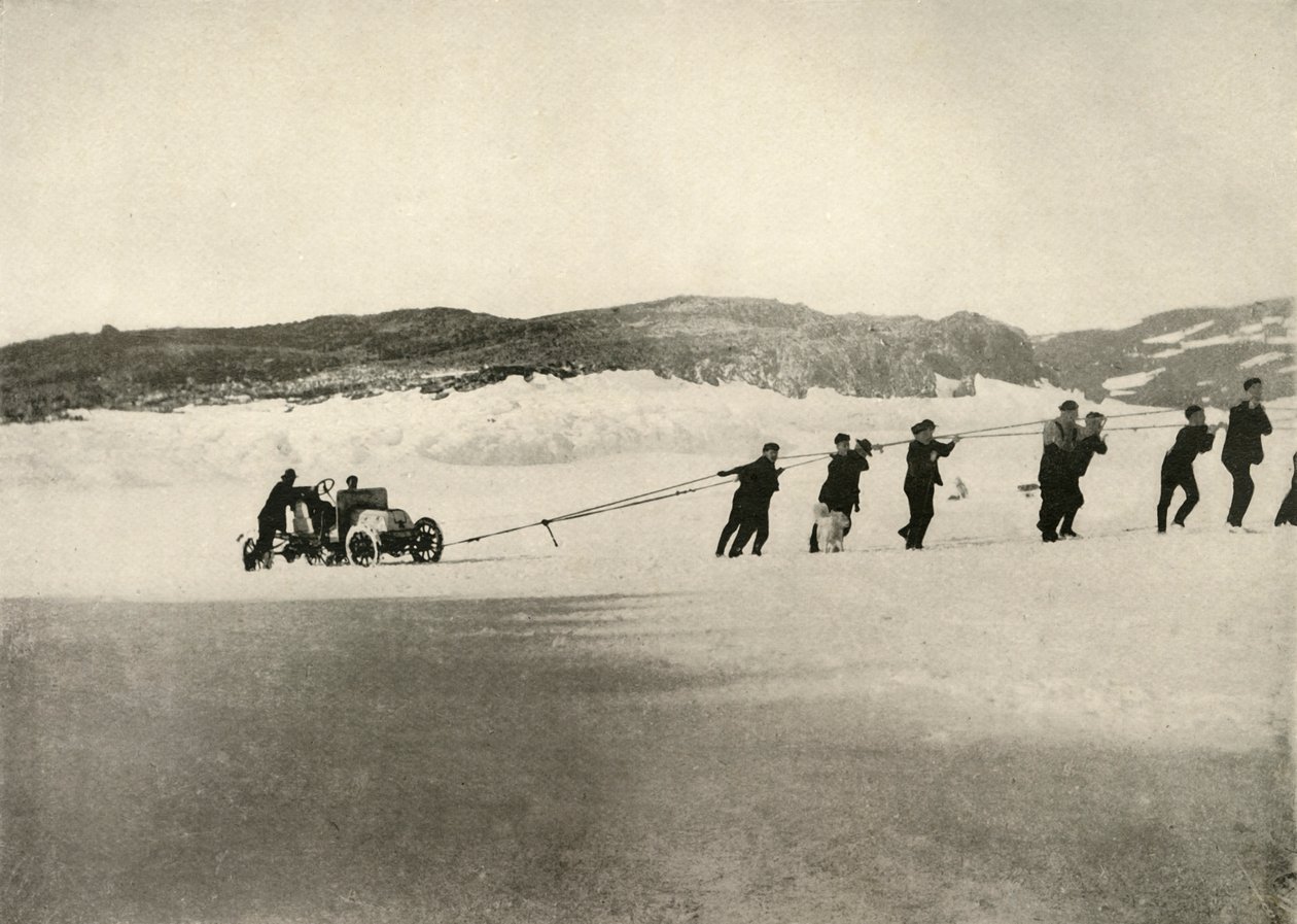 السيارة في الثلج الناعم ، بعد عودة السفينة ، c1908 ، 1909. بواسطة غير معروف