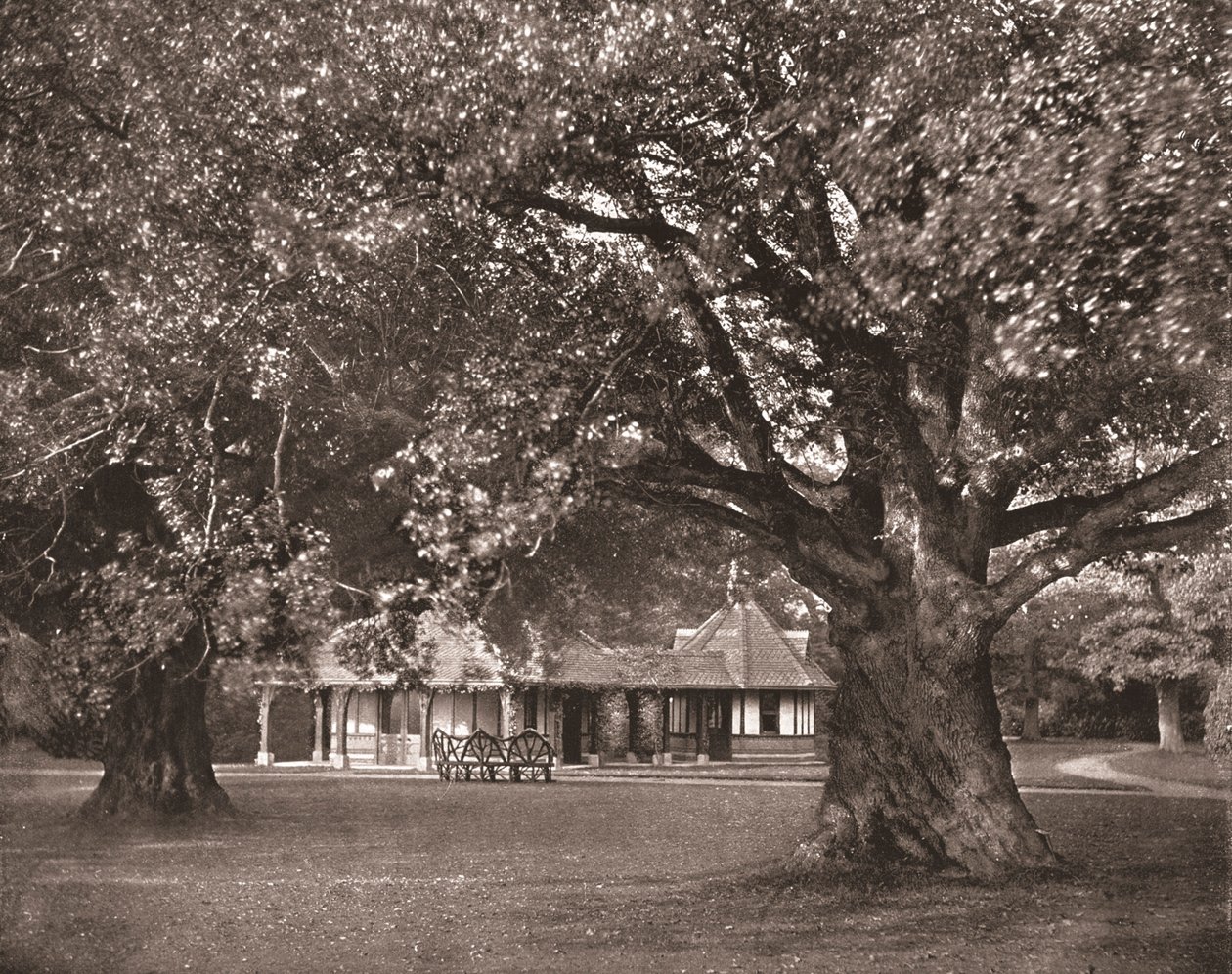 The Queens Tea-Room ، Frogmore ، بيركشاير ، 1894. بواسطة غير معروف