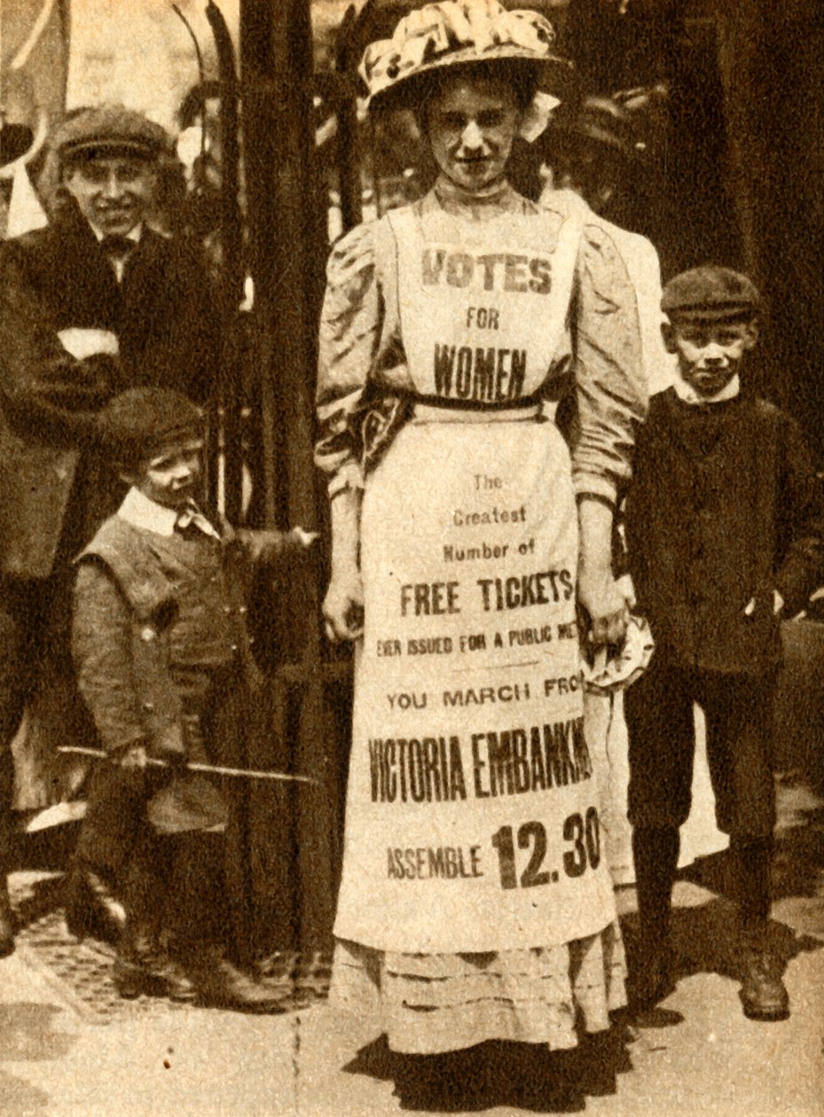 خادمة عام Suffragette 1908 ، 1933. بواسطة غير معروف