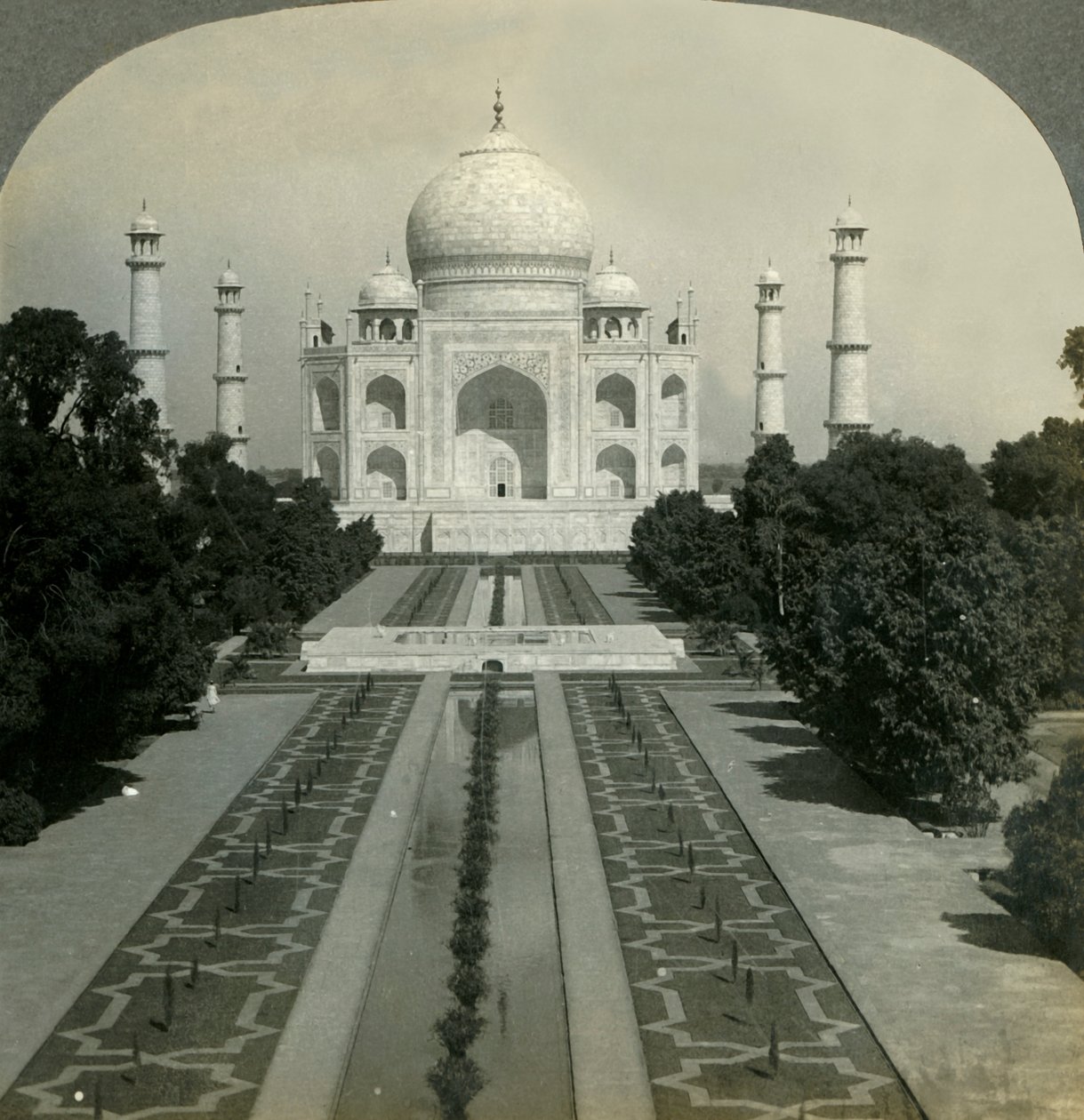 تاج محل ، أغرا ، الهند ، 1902. بواسطة غير معروف