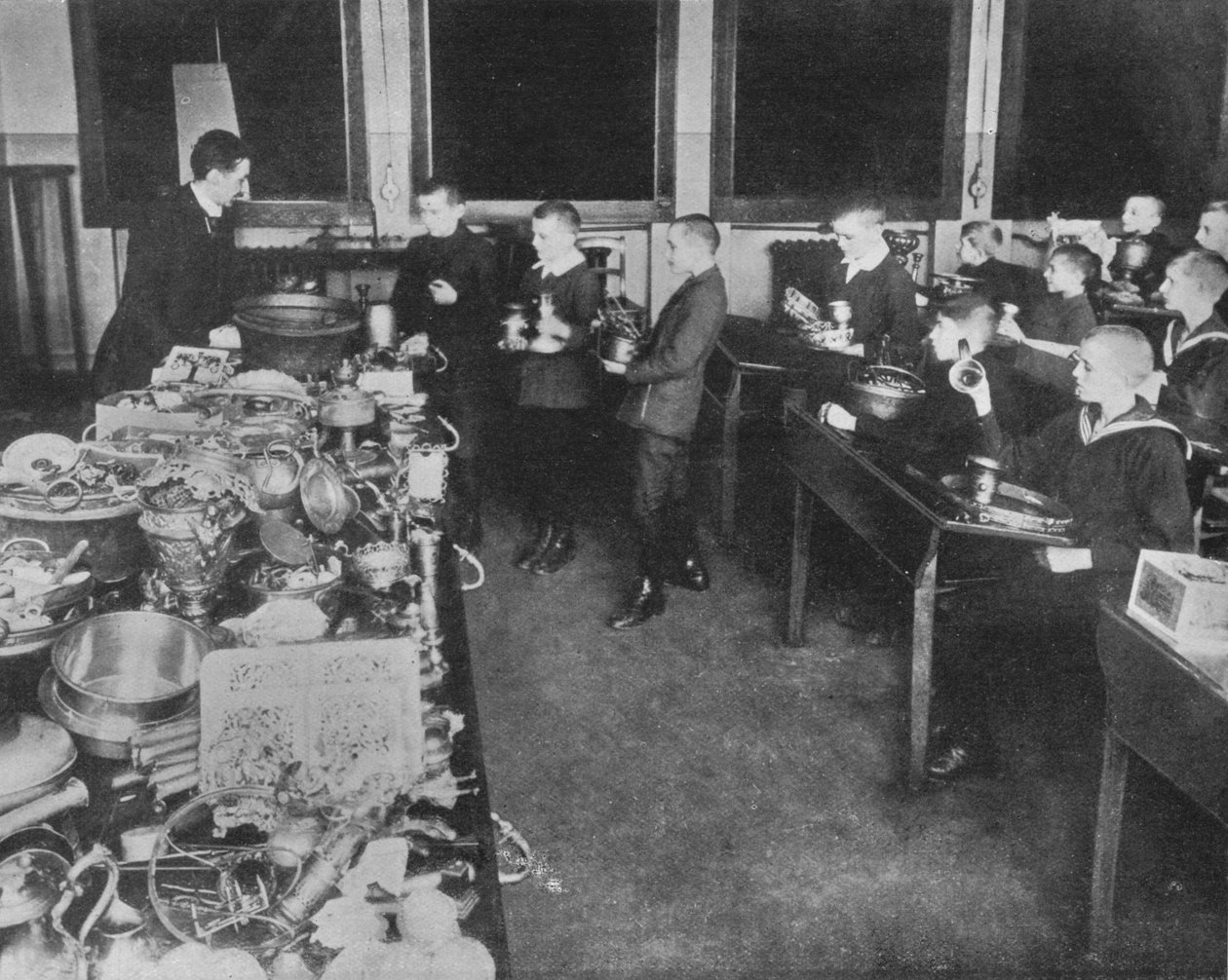 نقص النحاس في ألمانيا ، 1915 بواسطة غير معروف