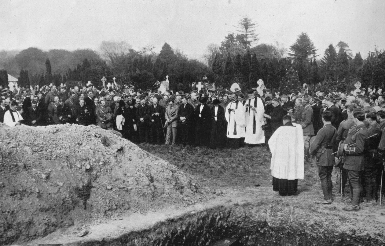 جنازة بعض ضحايا لوسيتانيا في كوينزتاون ، 1915 بواسطة غير معروف