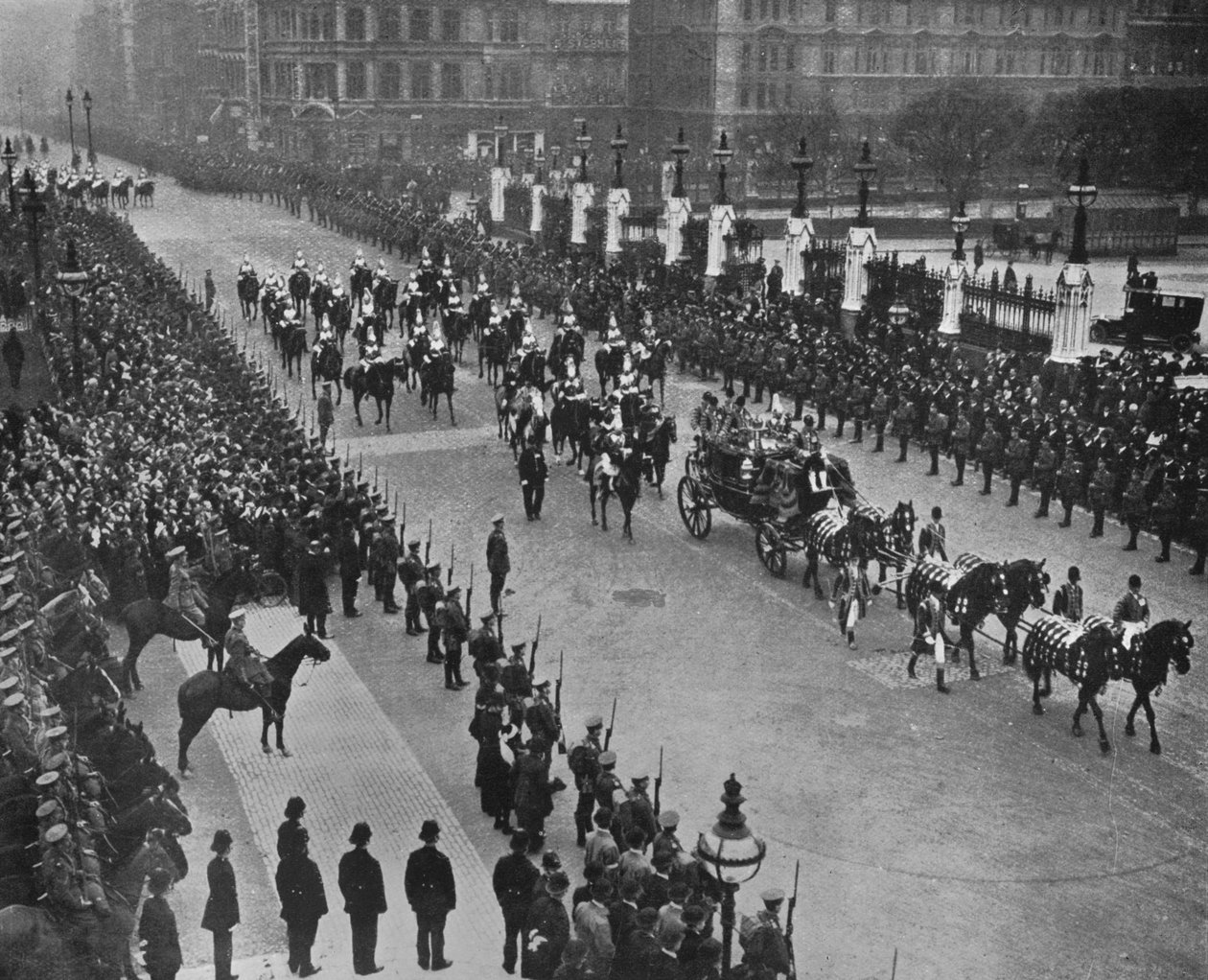 افتتاح البرلمان ، نوفمبر 1914 ، 1915 بواسطة غير معروف