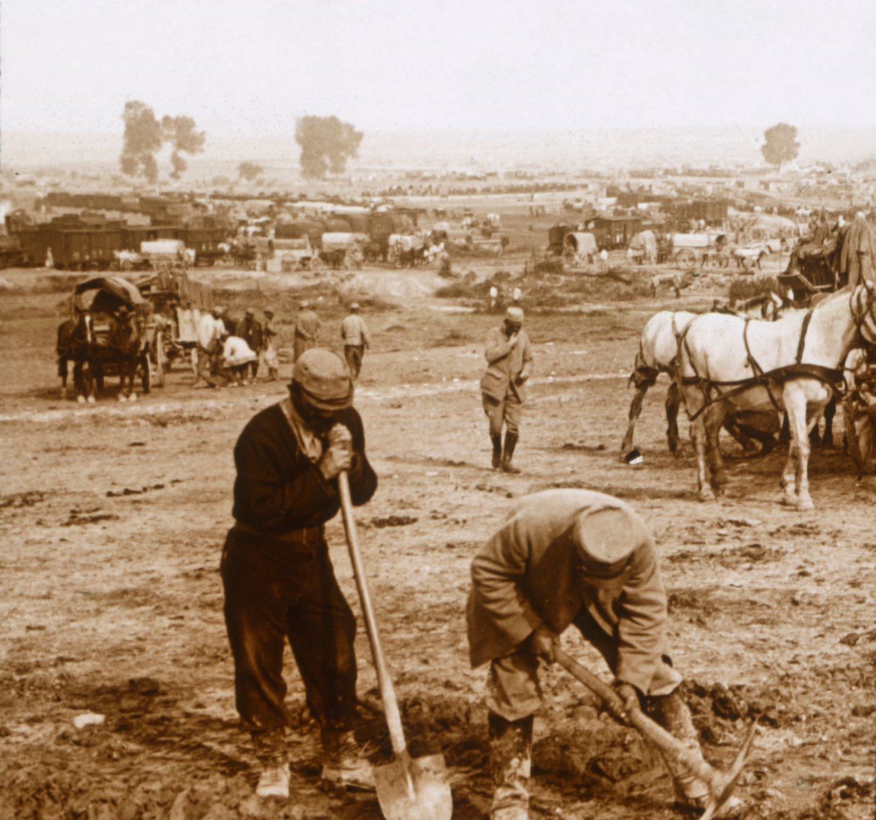 المحطة ، براي سور سوم ، شمال فرنسا ، c1914-c1918 بواسطة غير معروف