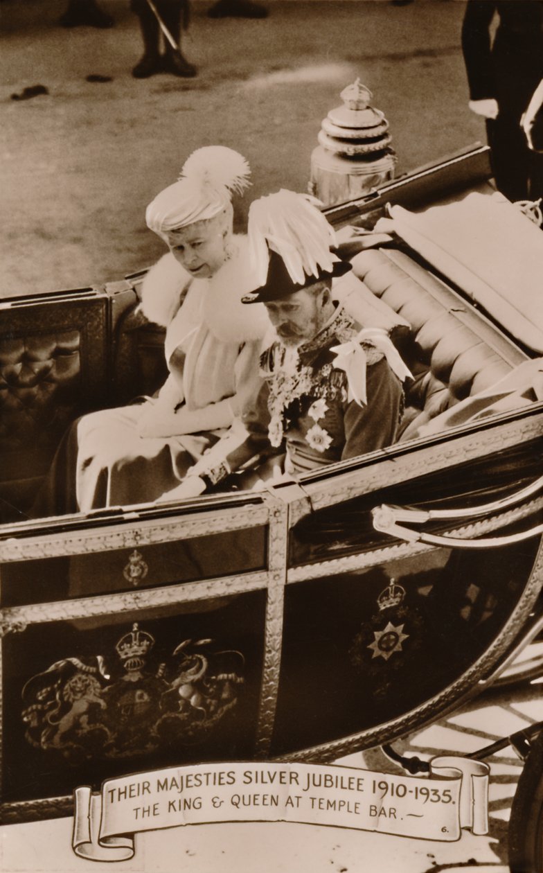 أصحاب الجلالة الفضية اليوبيل 1910-1935. The King & Queen at Temple Bar ، 1935. بواسطة غير معروف