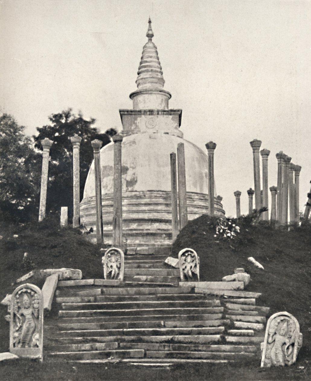 Thuparama Dagoba zu Anuradhapura ، 1926 بواسطة غير معروف