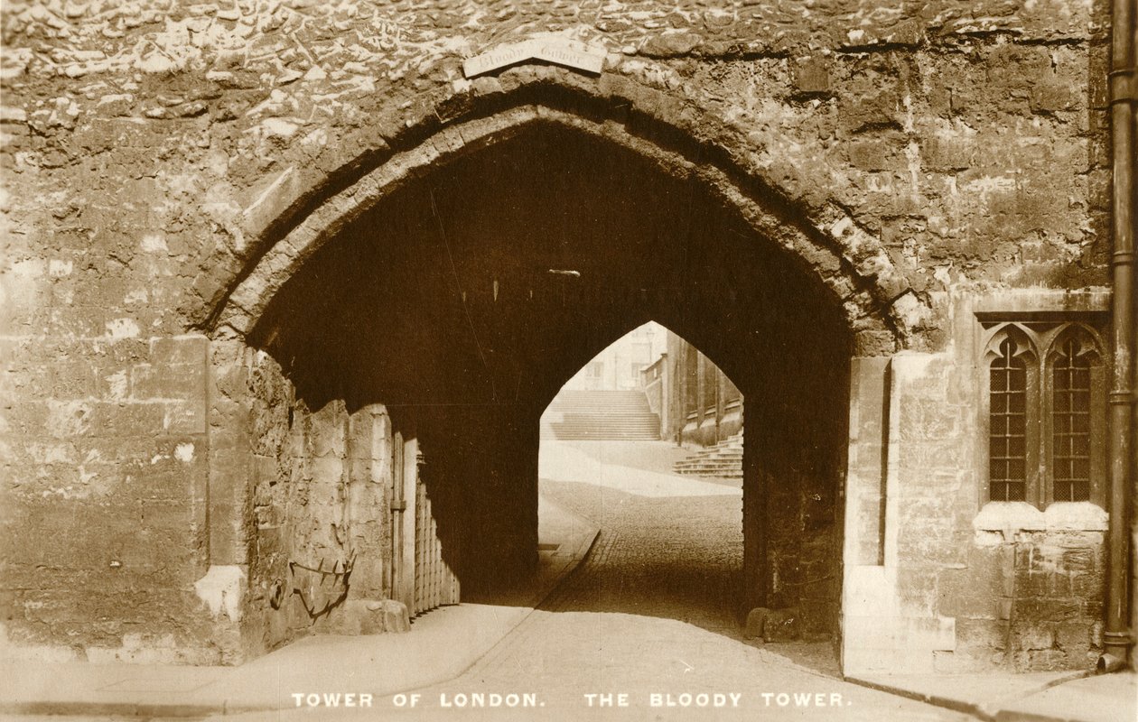 برج لندن. The Bloody Tower، c1910. بواسطة غير معروف