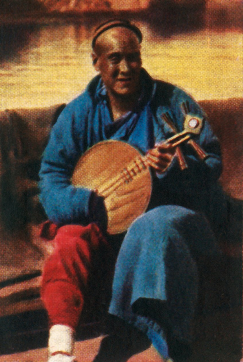 موسيقي مسافر ، الصين ، c1928. بواسطة غير معروف