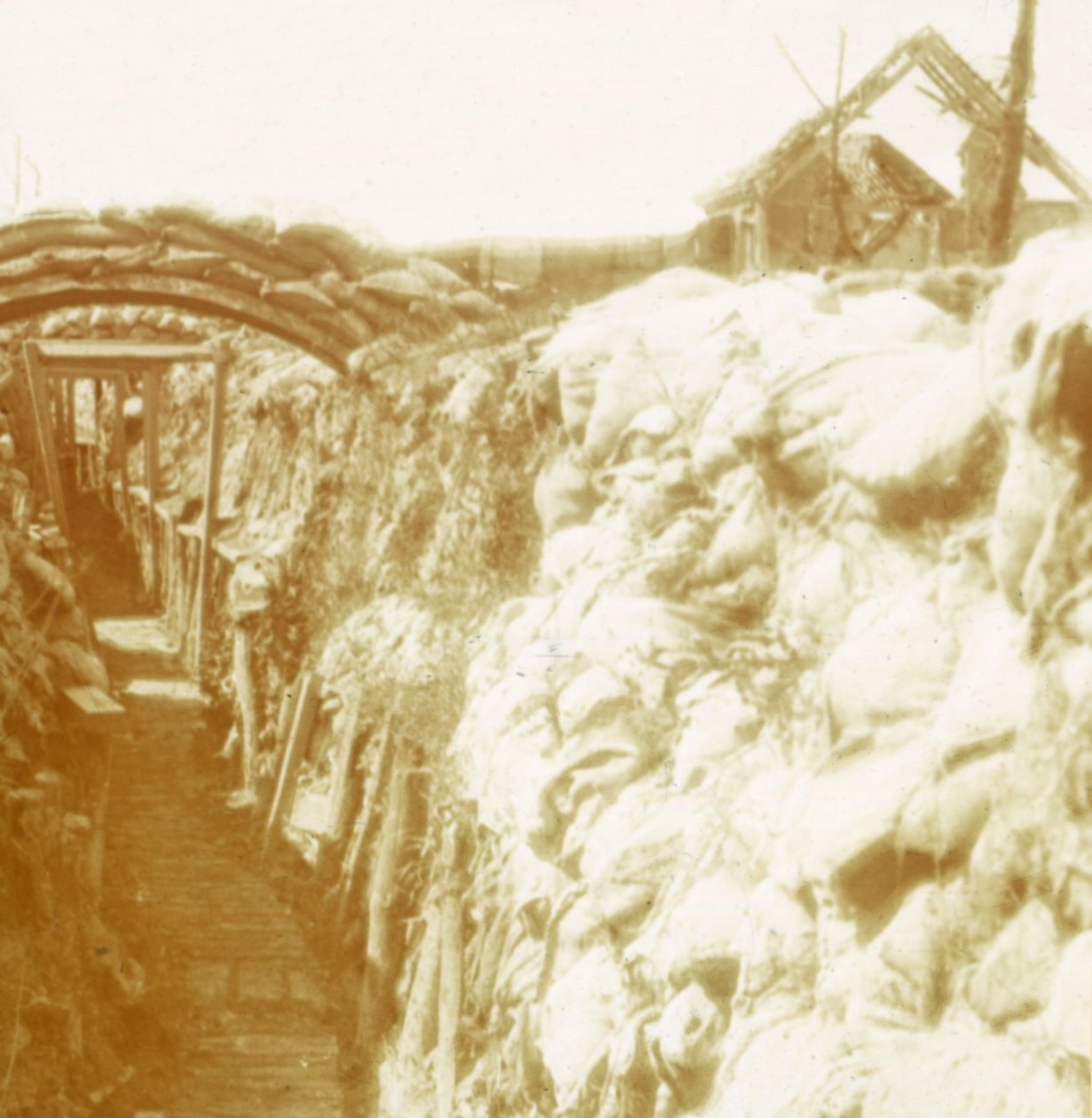 الخنادق ، الخط الأمامي ، Diksmuide ، بلجيكا ، c1914-c1918 بواسطة غير معروف